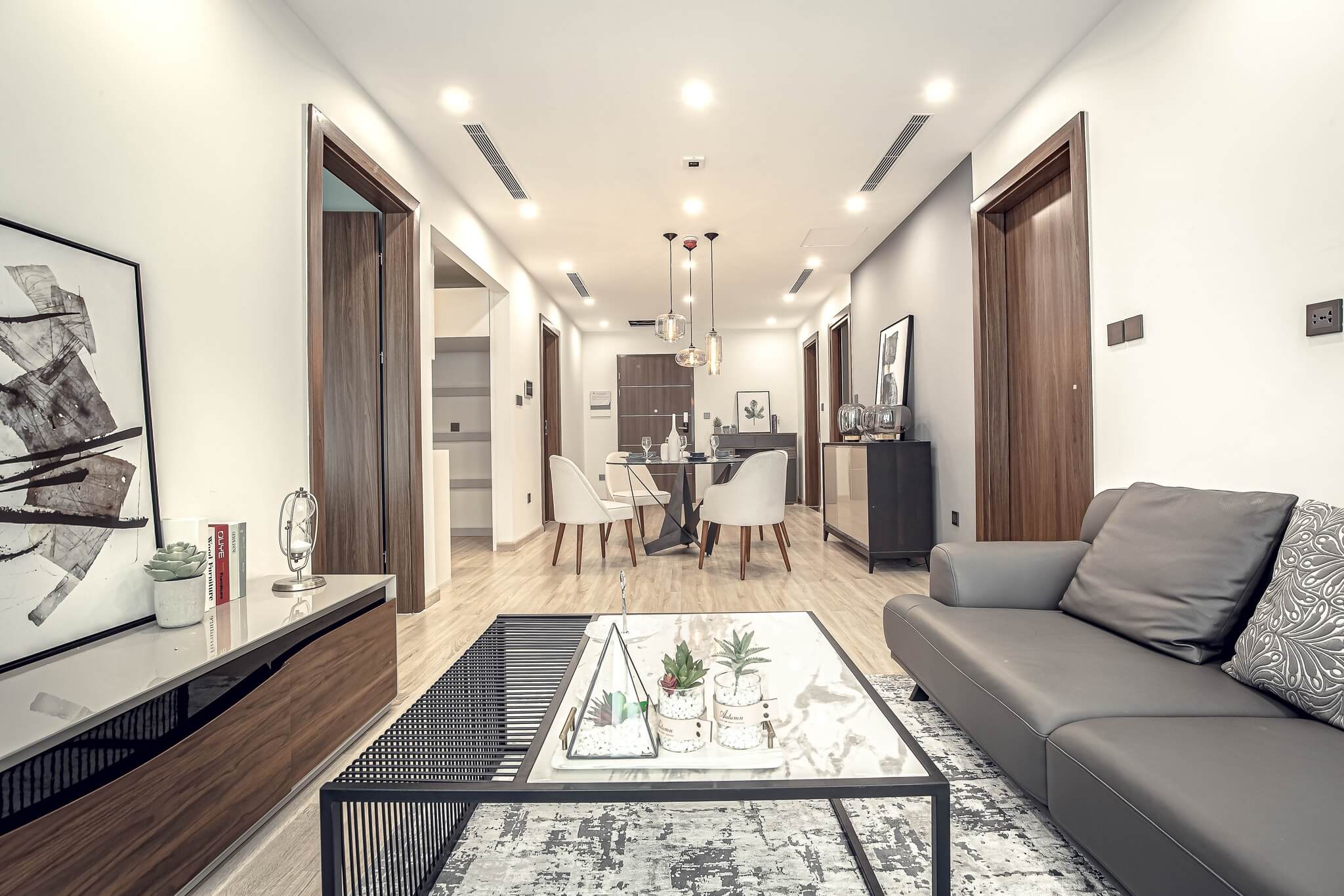 Có nên mua căn hộ 2 ngủ The Queen 360 Giải Phóng