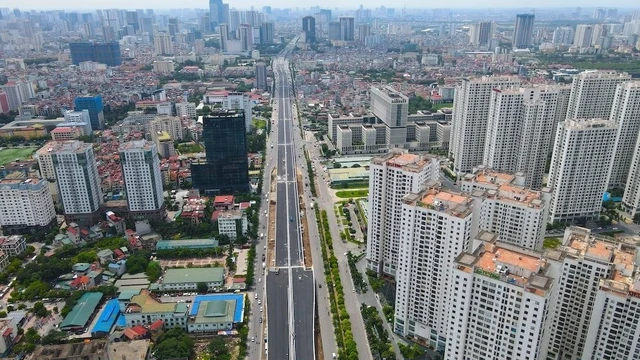 Thị trường chung cư Hà Nội: Bức tranh sôi động và nghịch lý về giá